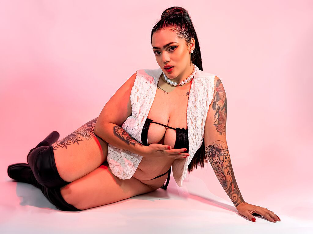 CondeEmily LiveJasmin