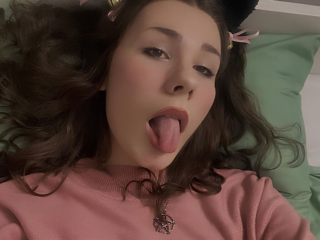 CoralineKat LiveJasmin