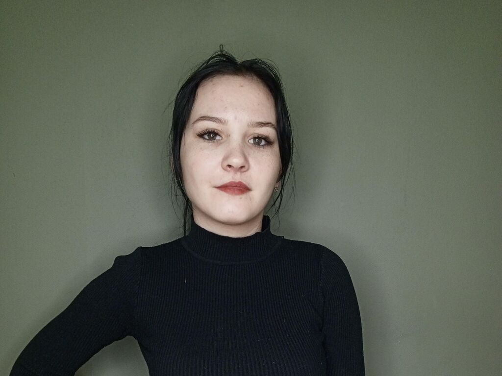 CoventinaDwinell Nude