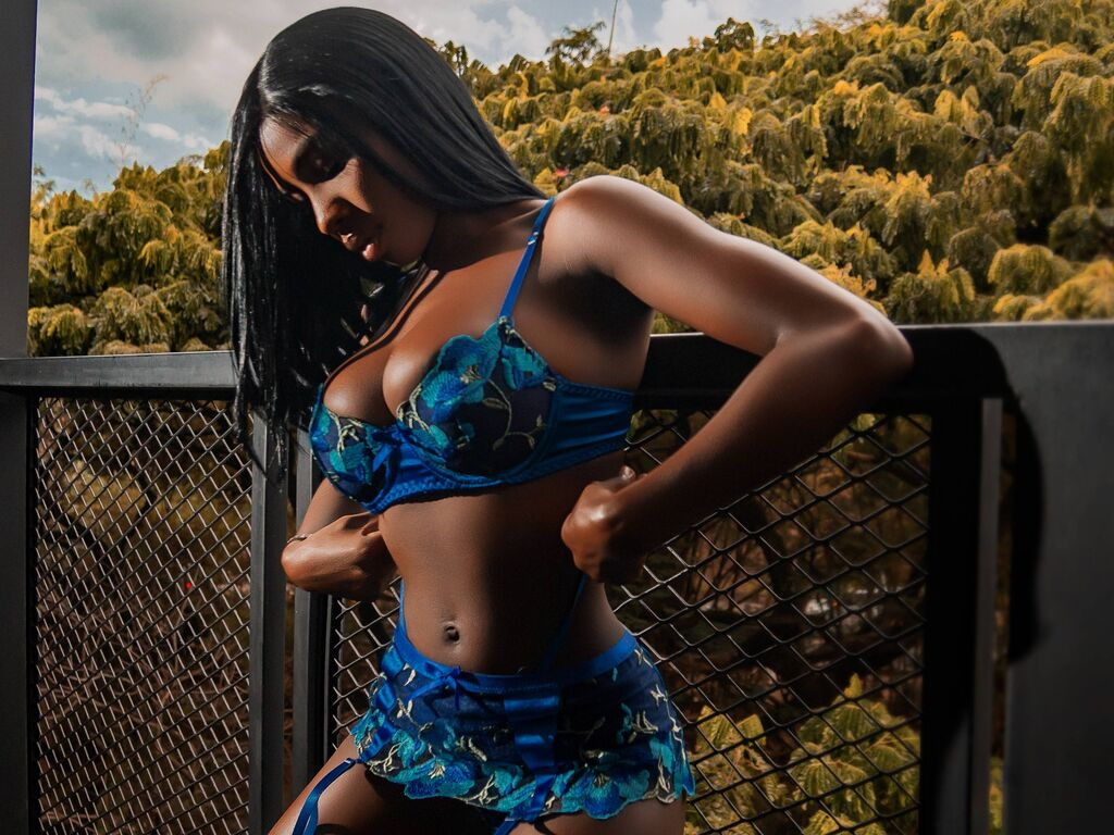 CrischelNovaks Desnudo