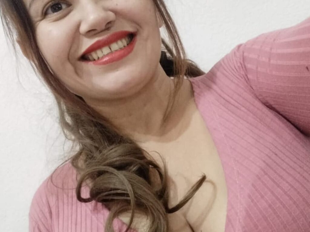 CristalLaura LiveJasmin