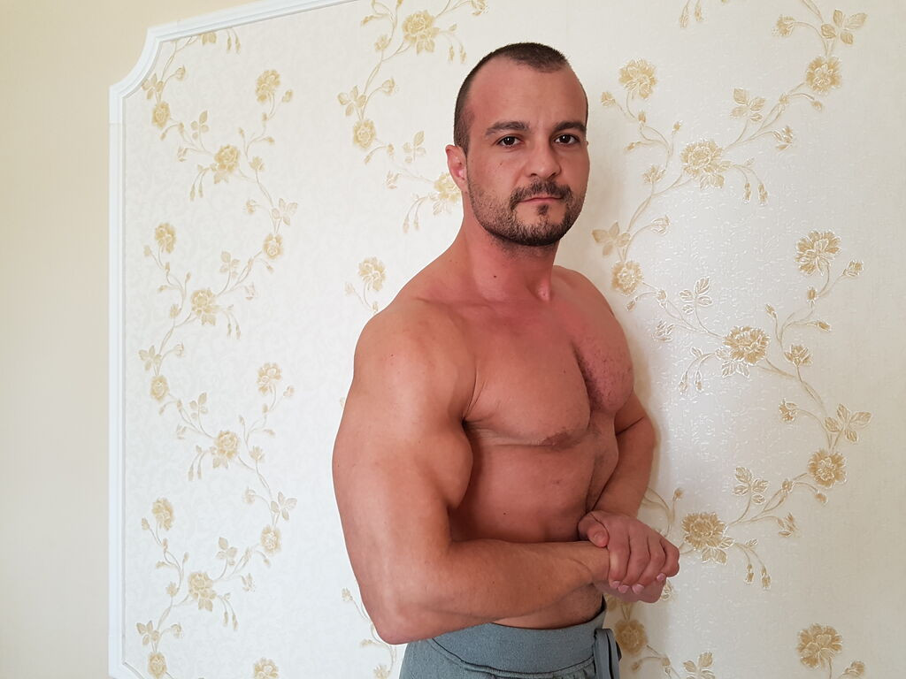 CristianDiesel LiveJasmin