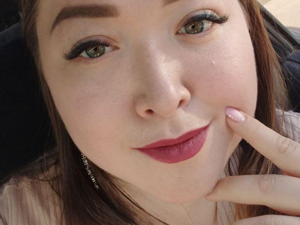 DainaWaga LiveJasmin