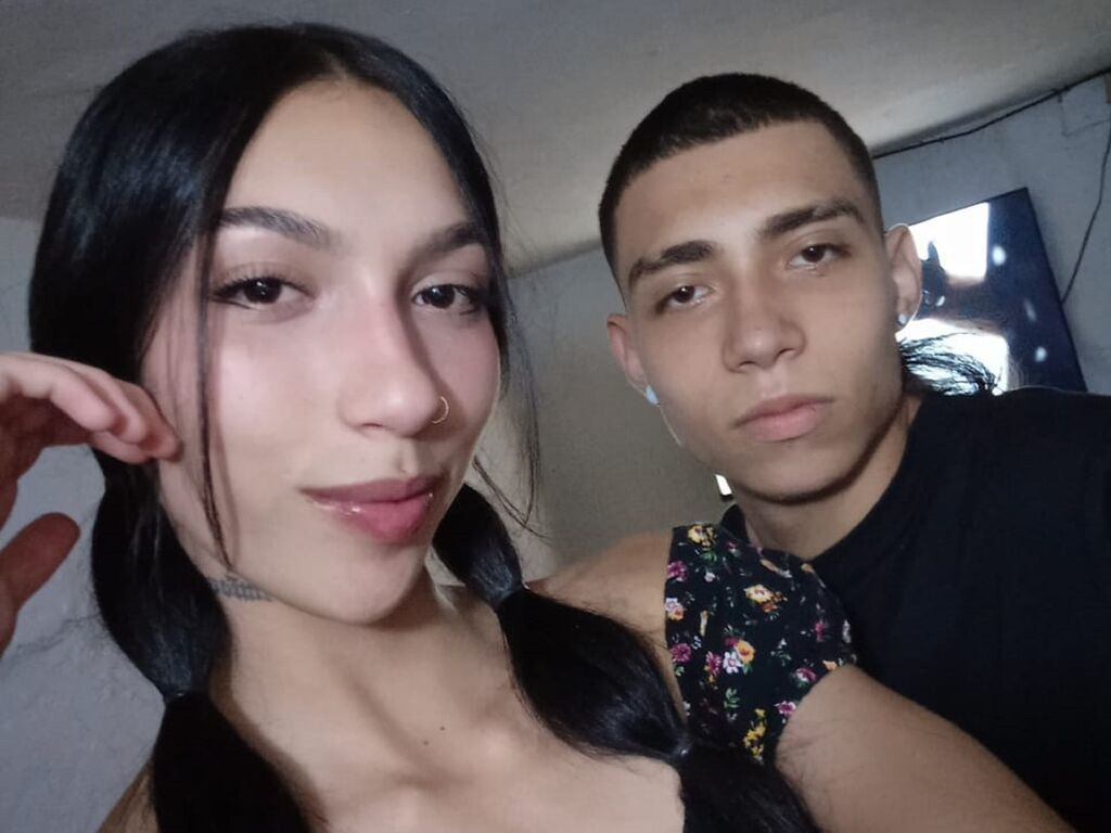 DakotaAndDerek Nude