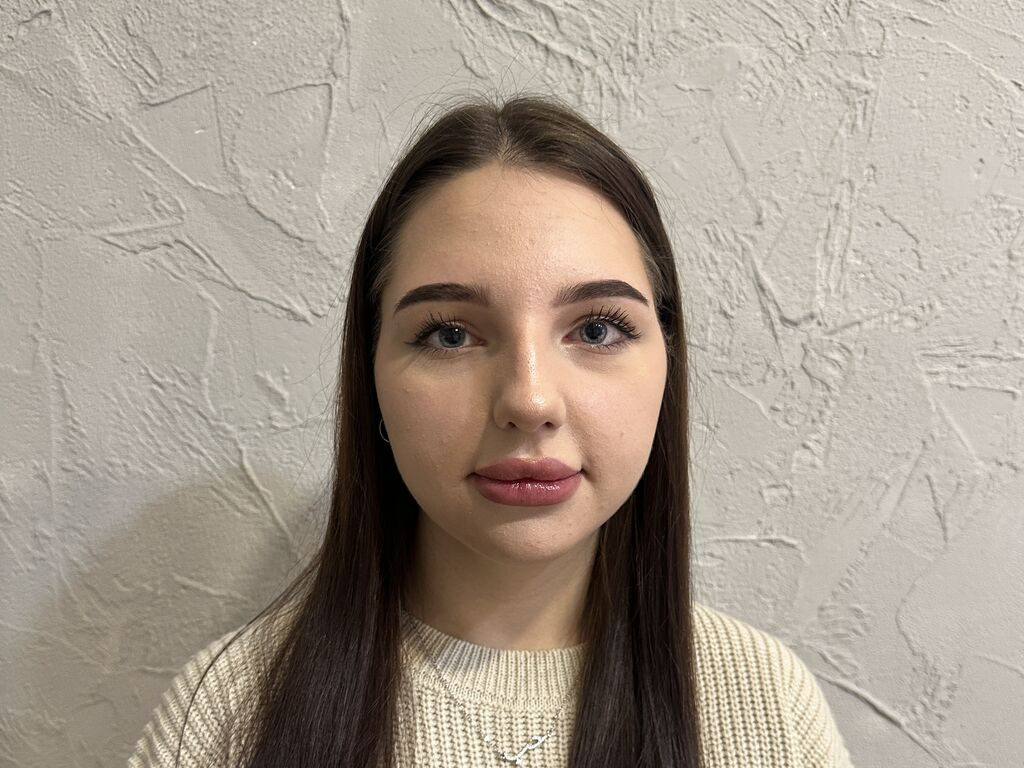 DanielaCrystal LiveJasmin