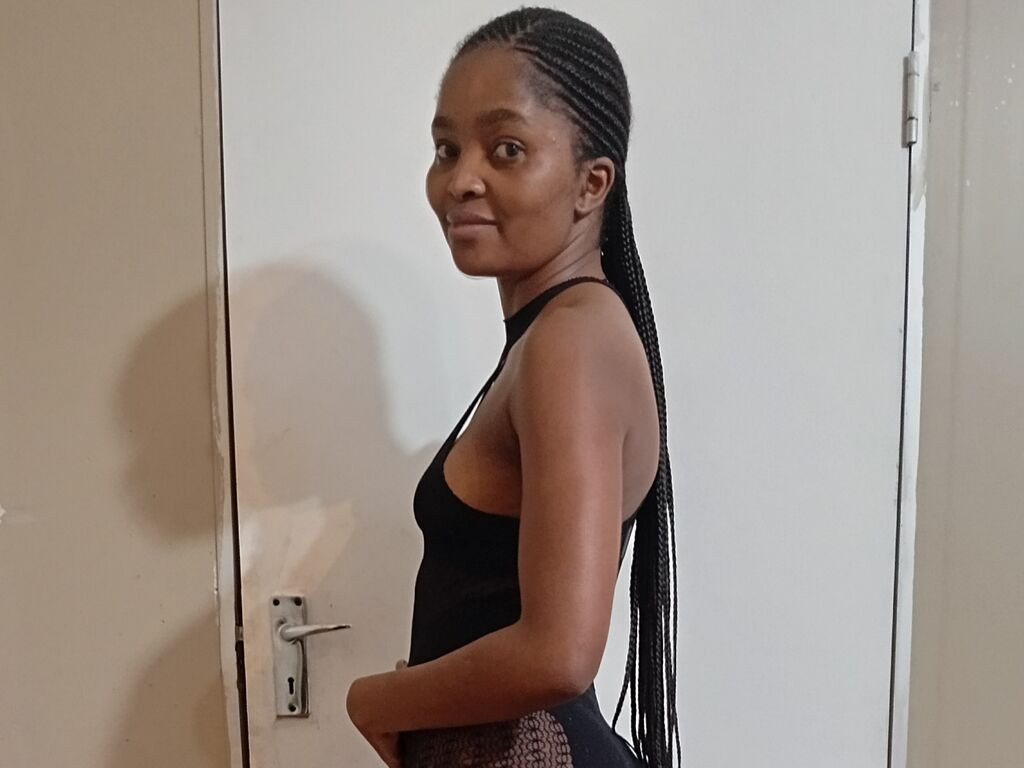 DaniellaHove Desnudo