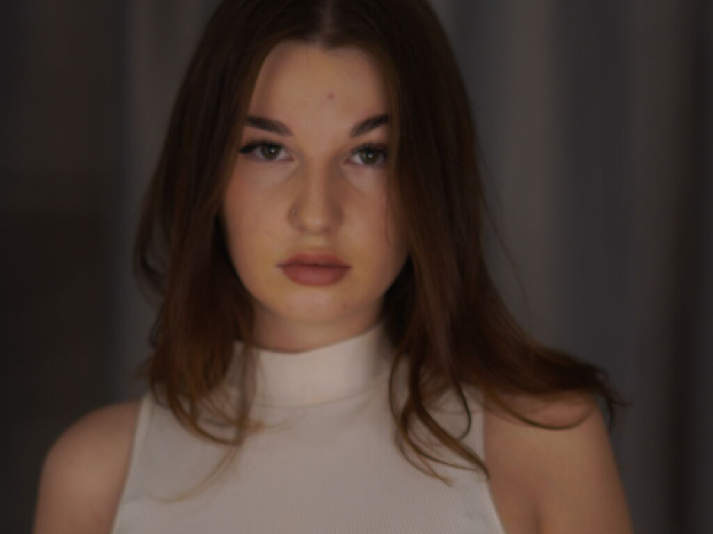 DanielleStinser LiveJasmin