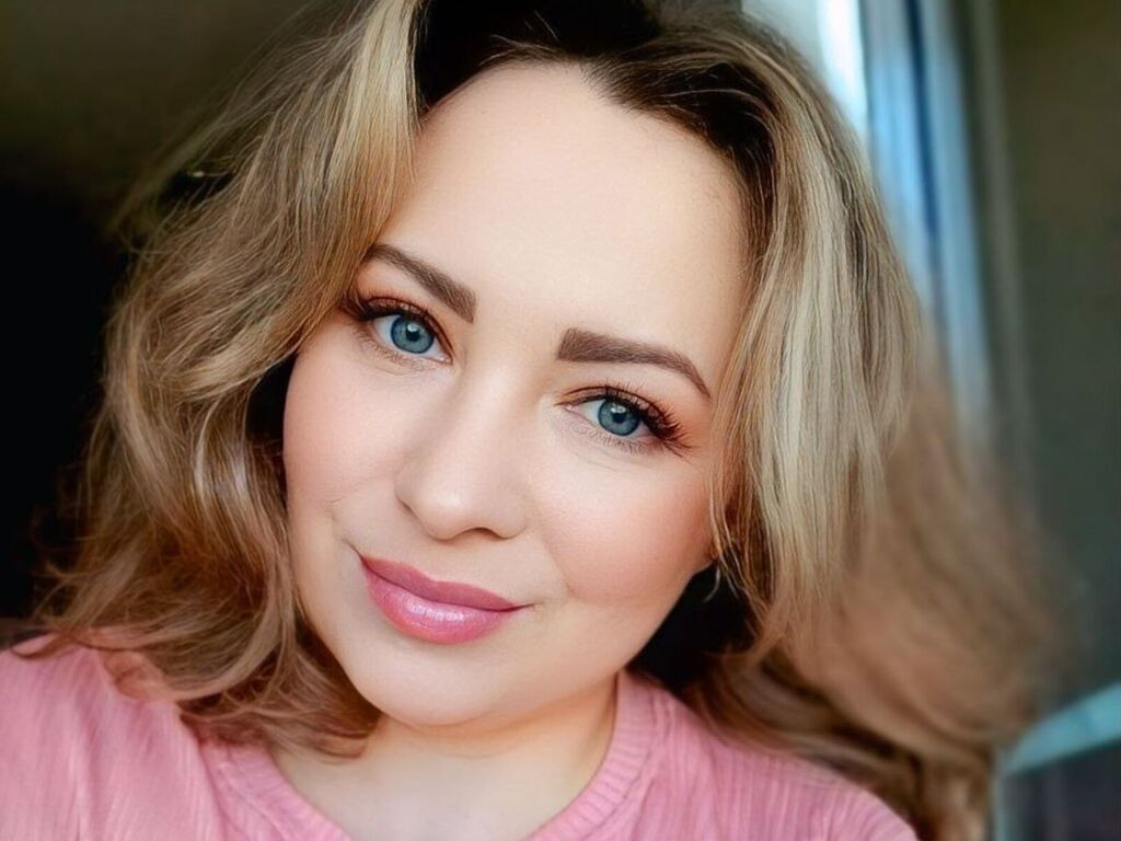 DarsiDavis LiveJasmin