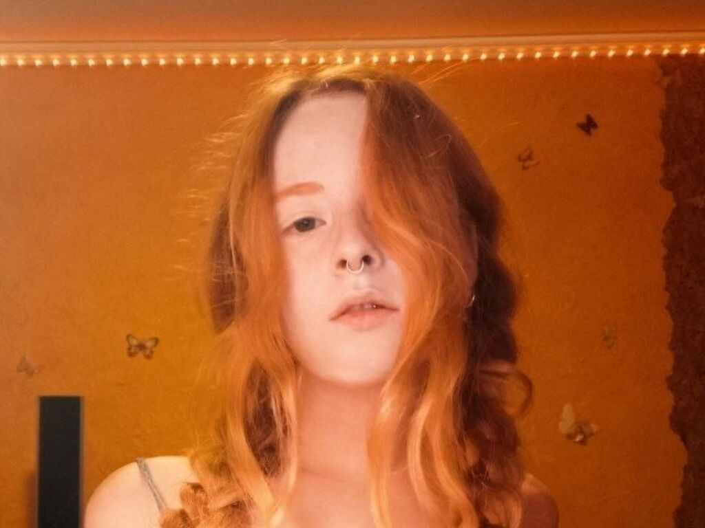 DeliaLashbrook Nude