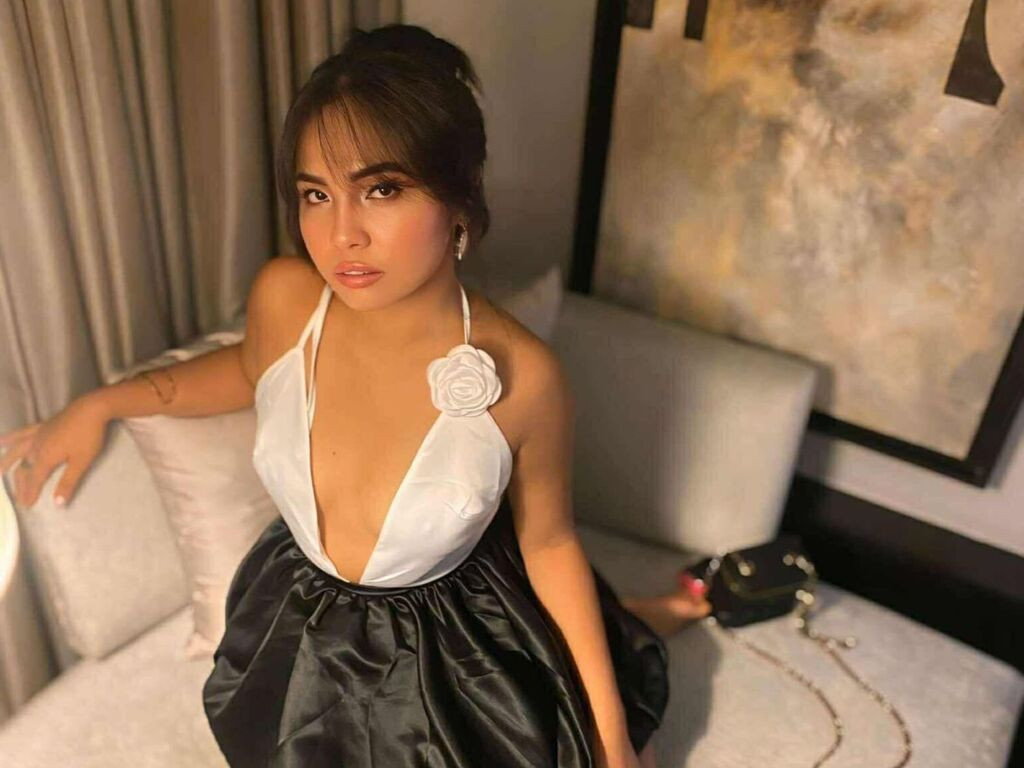 DiamondCeleste LiveJasmin