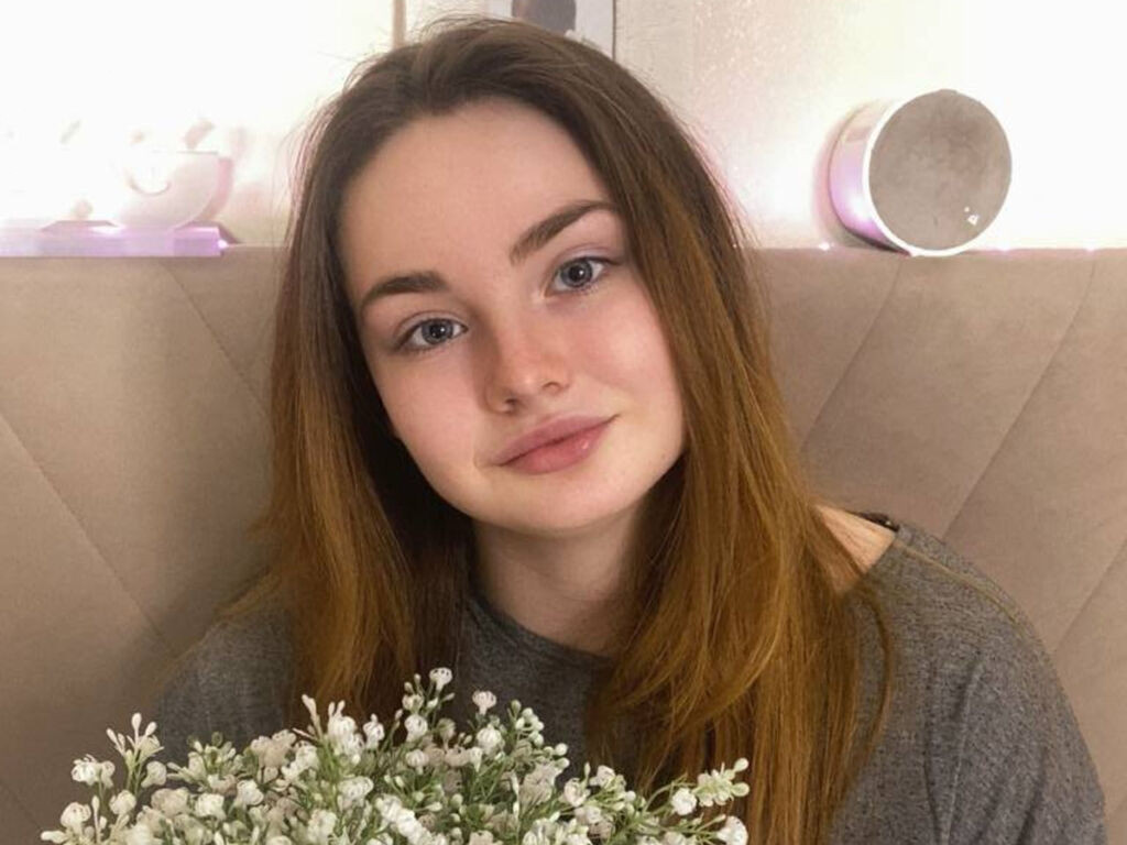 DinaMorris LiveJasmin