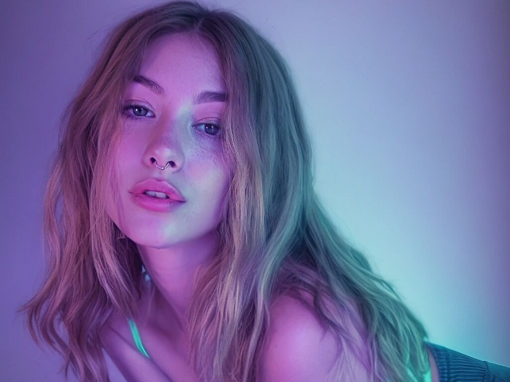 DominicaAtom Desnudo