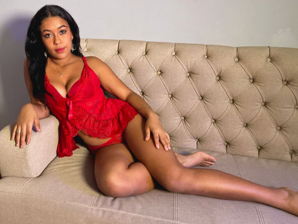 DulceCardenass LiveJasmin