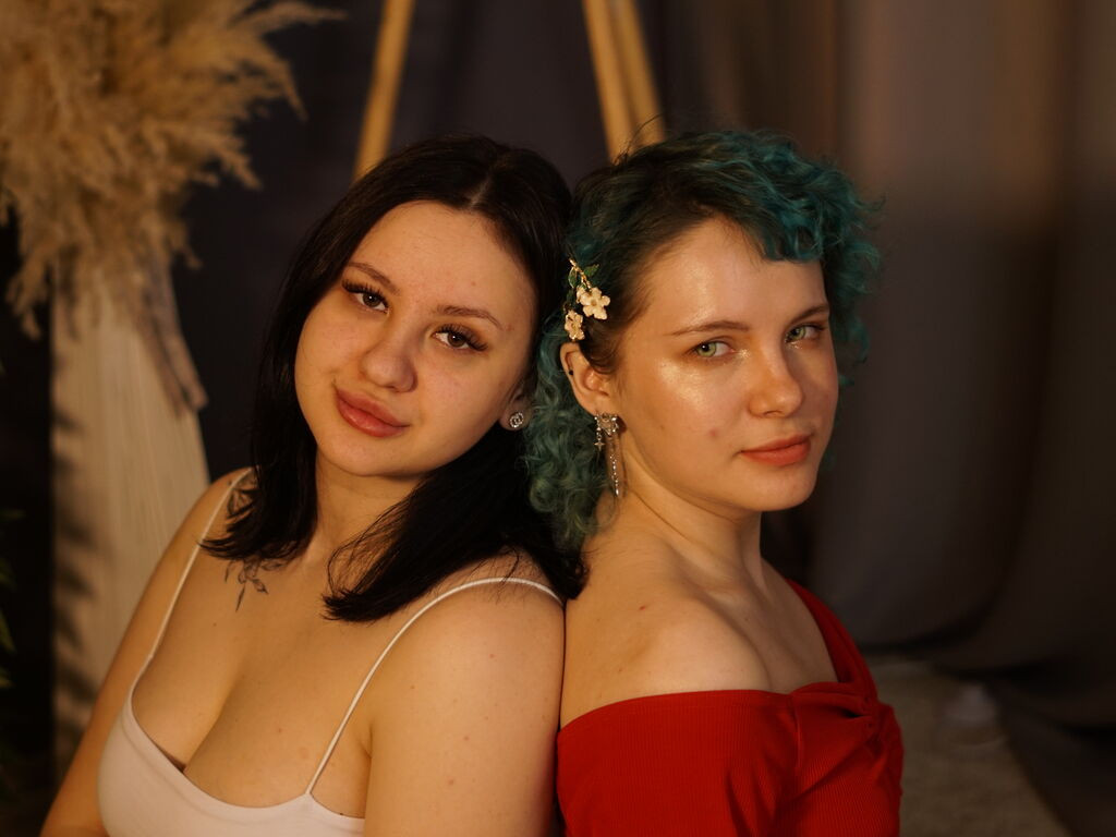 EadlinAndSynnove LiveJasmin