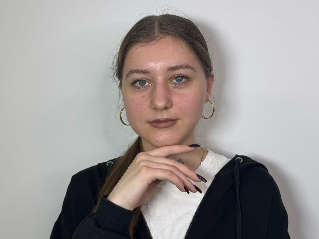 EarleenViteaux Desnudo