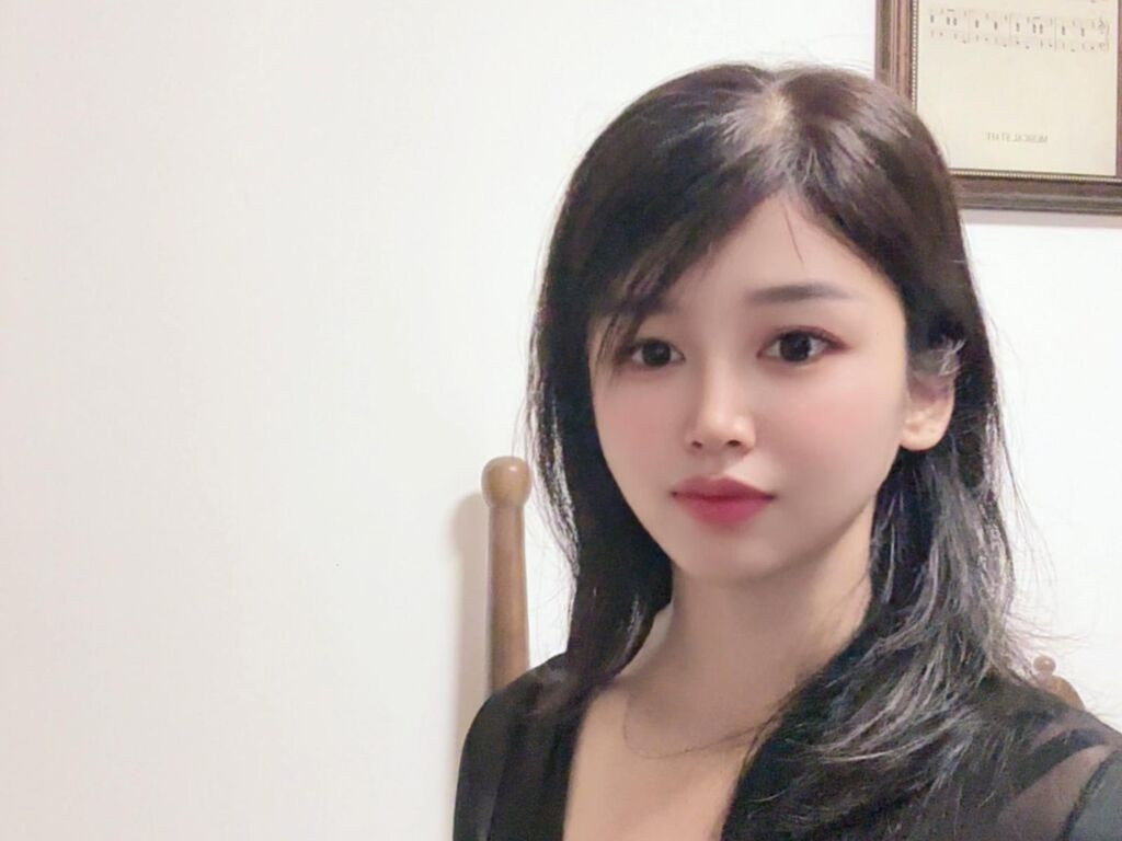 EdithHazel LiveJasmin