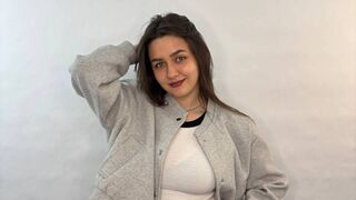 ElaraWhitmoren Cam