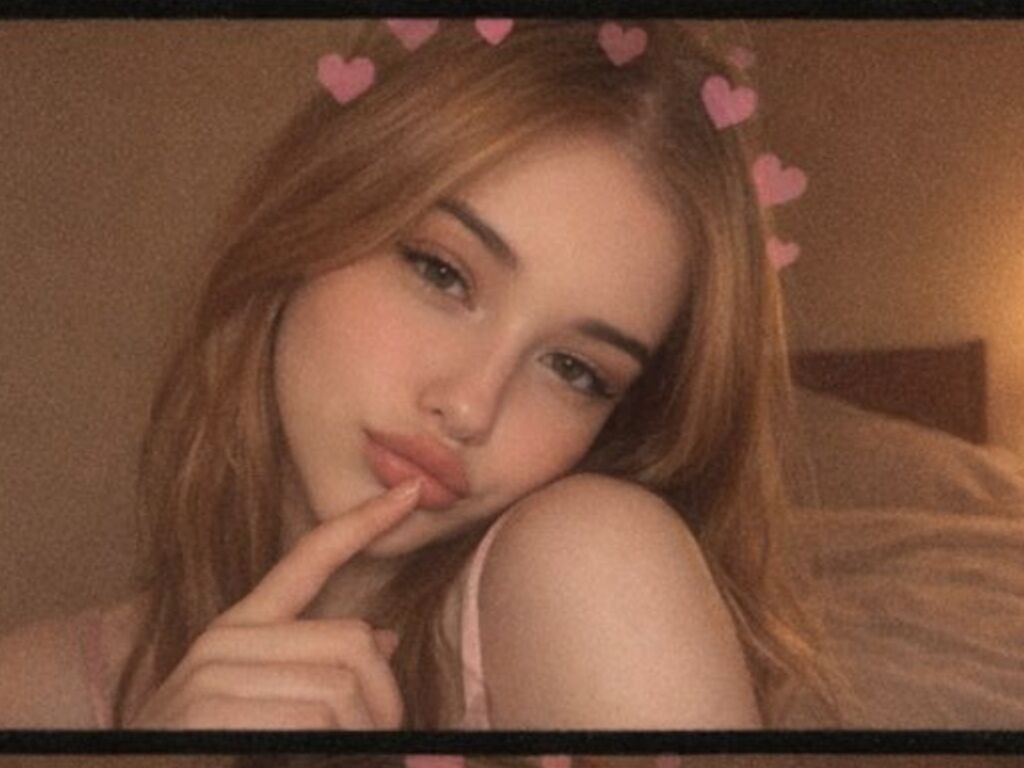 ElaraWinslow LiveJasmin