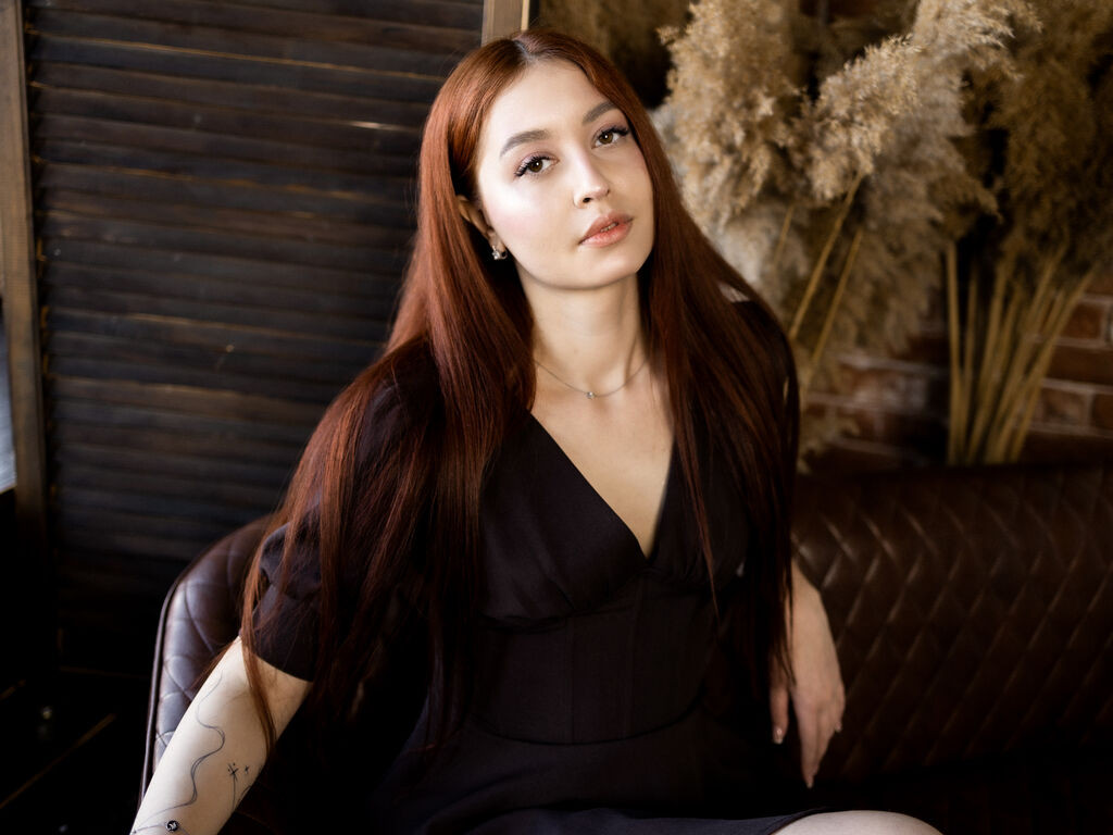 EleanorHart LiveJasmin