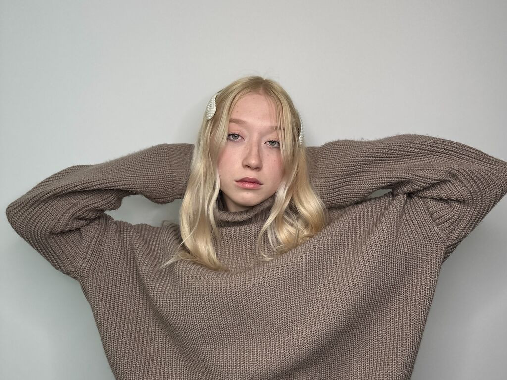 EleneDevon Nude