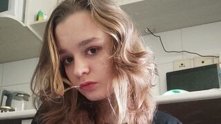 EleonoreMathson Cam