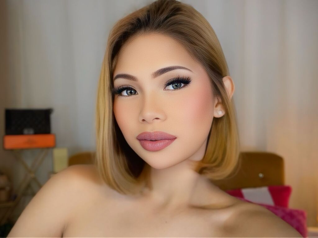 EliraVeyne LiveJasmin