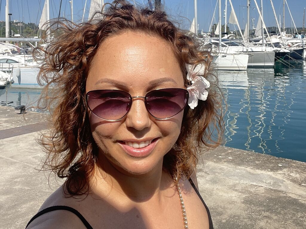 EliseMoreau LiveJasmin