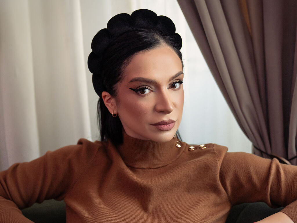 ElizabethChantal Desnudo