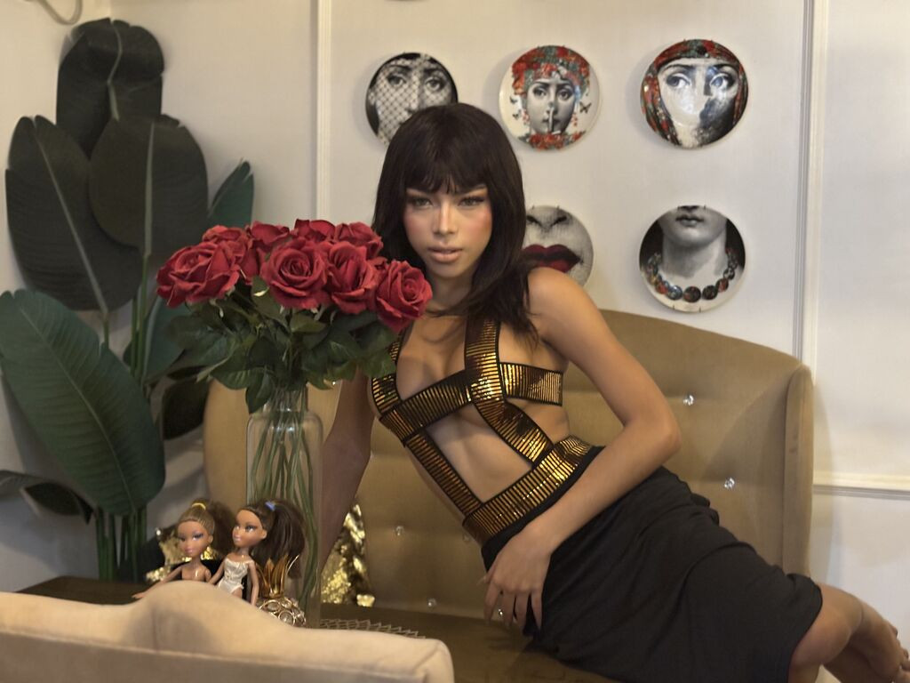 ElizatbethCaroli LiveJasmin