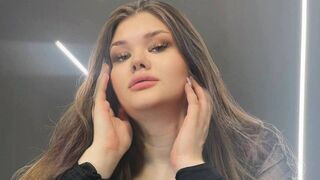 ElleOner Cam
