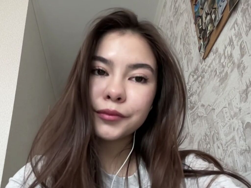 ElleStarling LiveJasmin