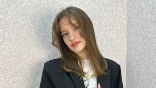 ElletteHewlett Cam
