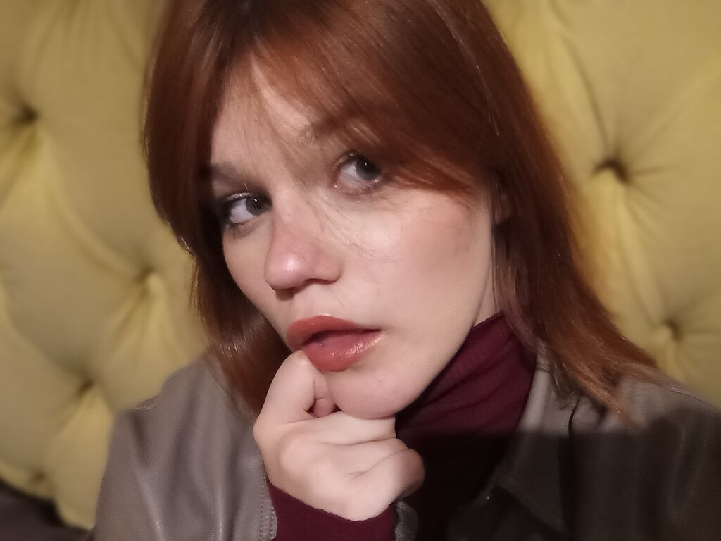 EllieKellie LiveJasmin