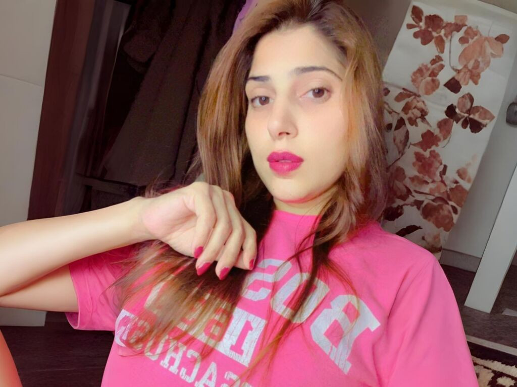ElsaEmily LiveJasmin