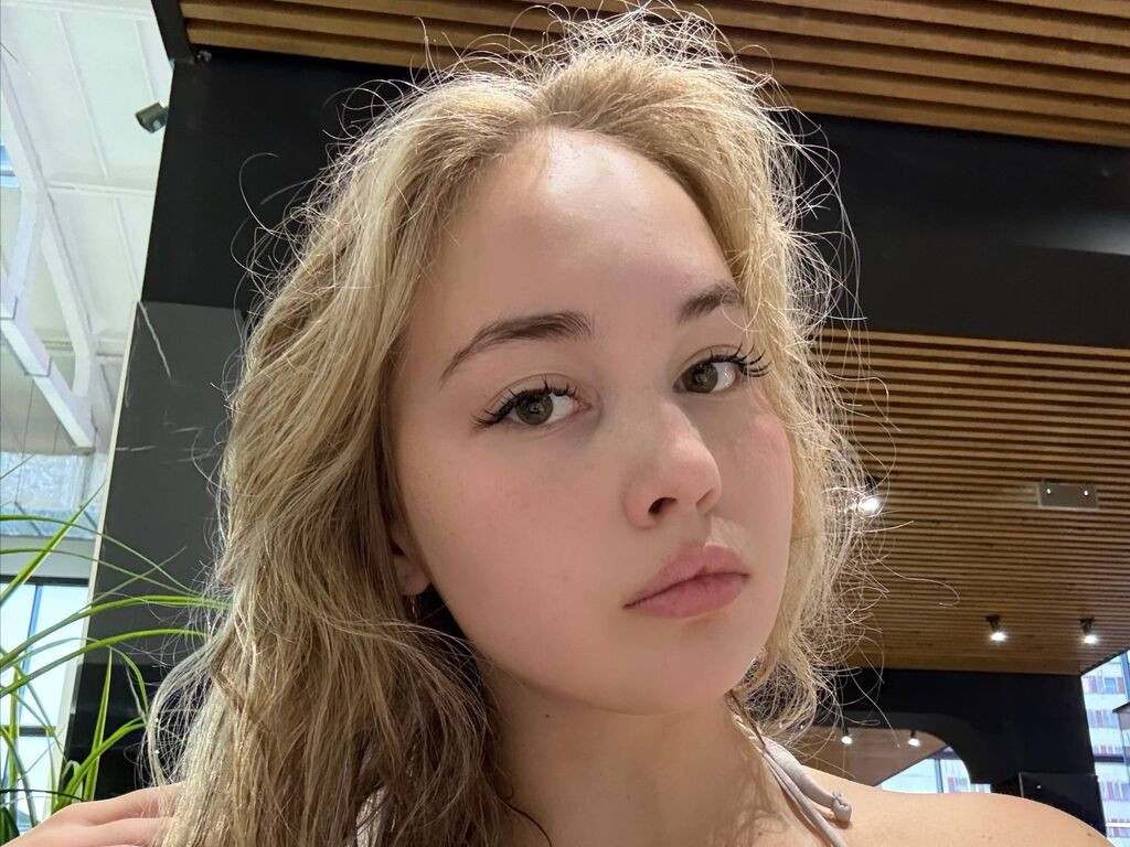 ElviaAthey LiveJasmin