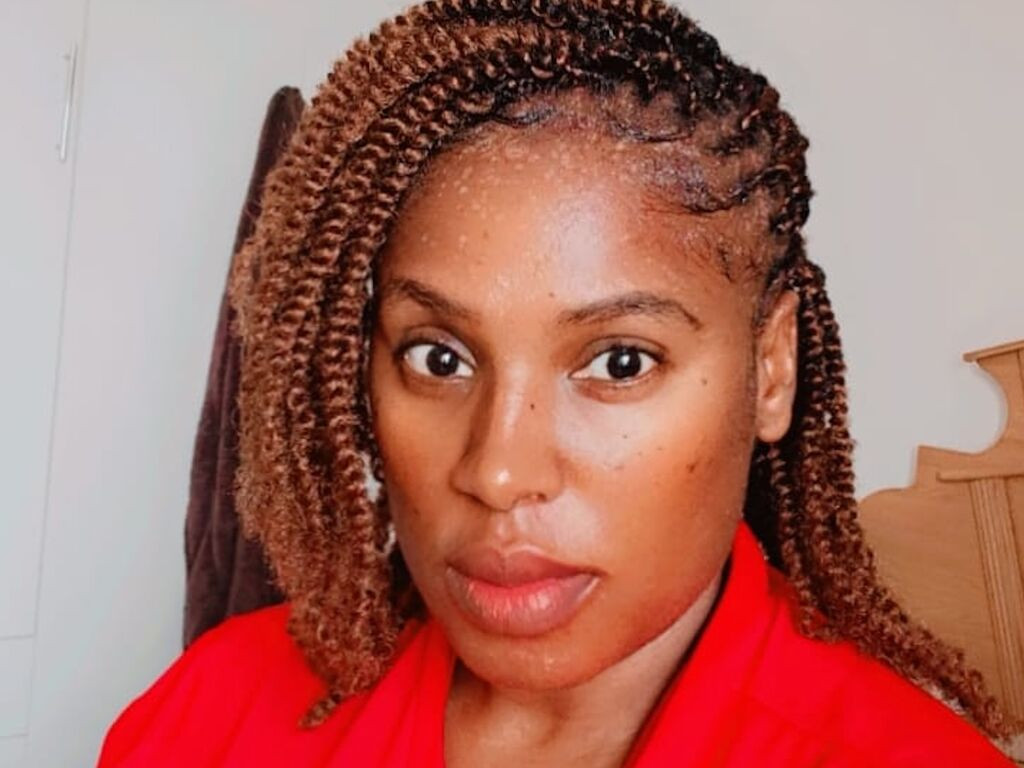 ElviraMontery LiveJasmin