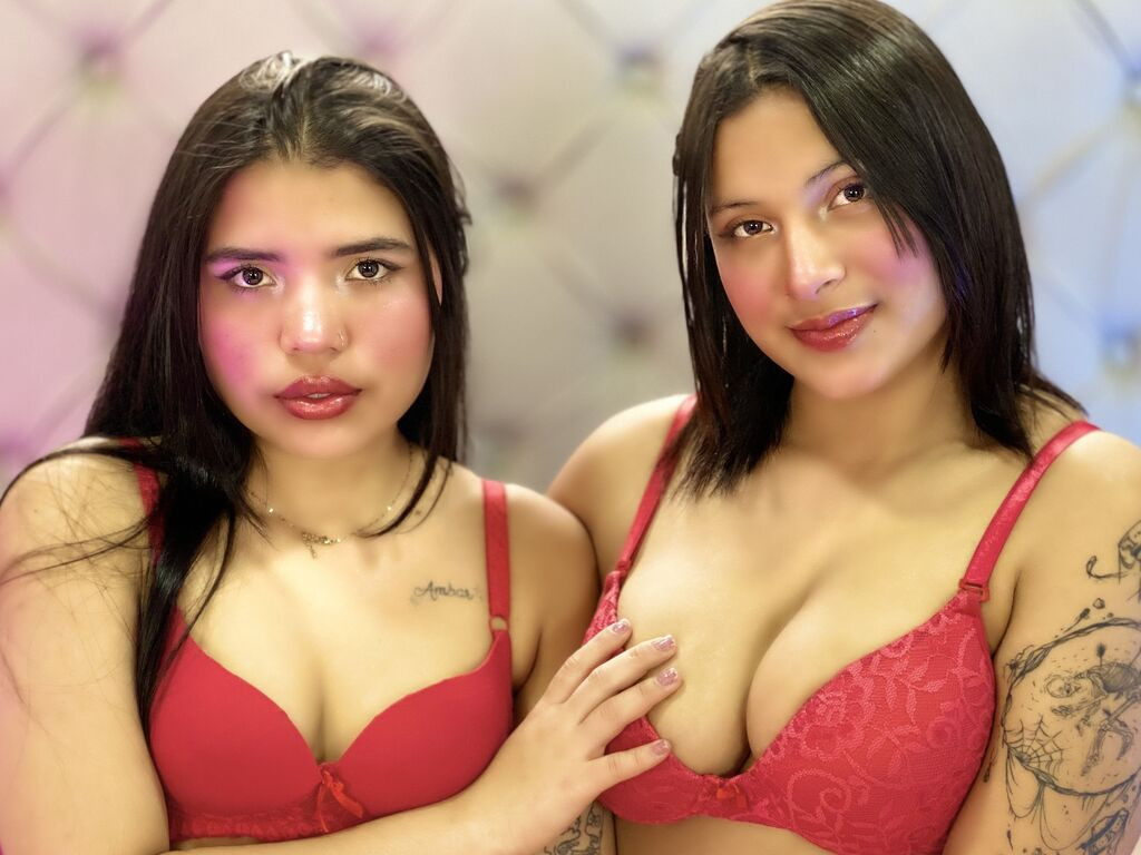 EmaAndMia LiveJasmin