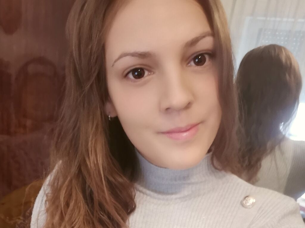 EmaJasmine LiveJasmin