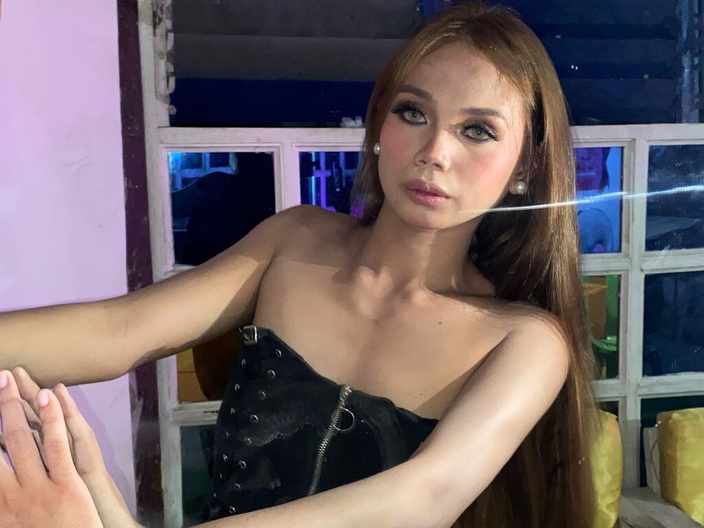 EmeraldJax LiveJasmin