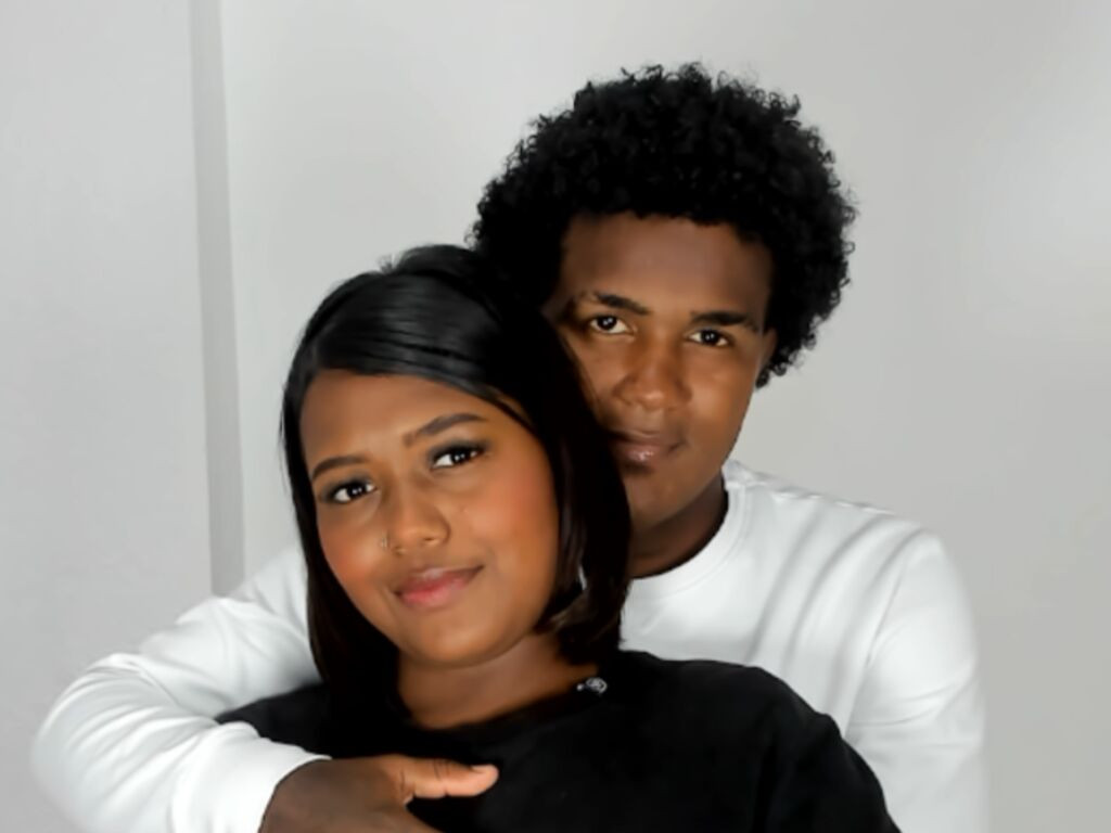 EmilyAndJean LiveJasmin
