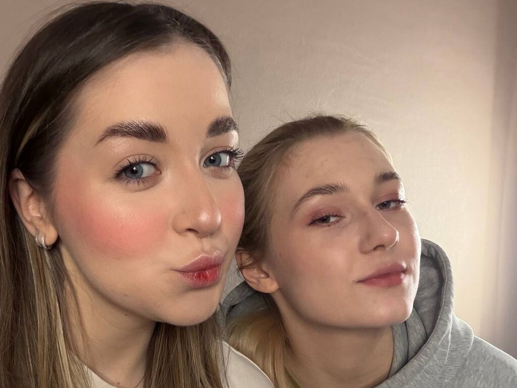 EmilyAprill LiveJasmin