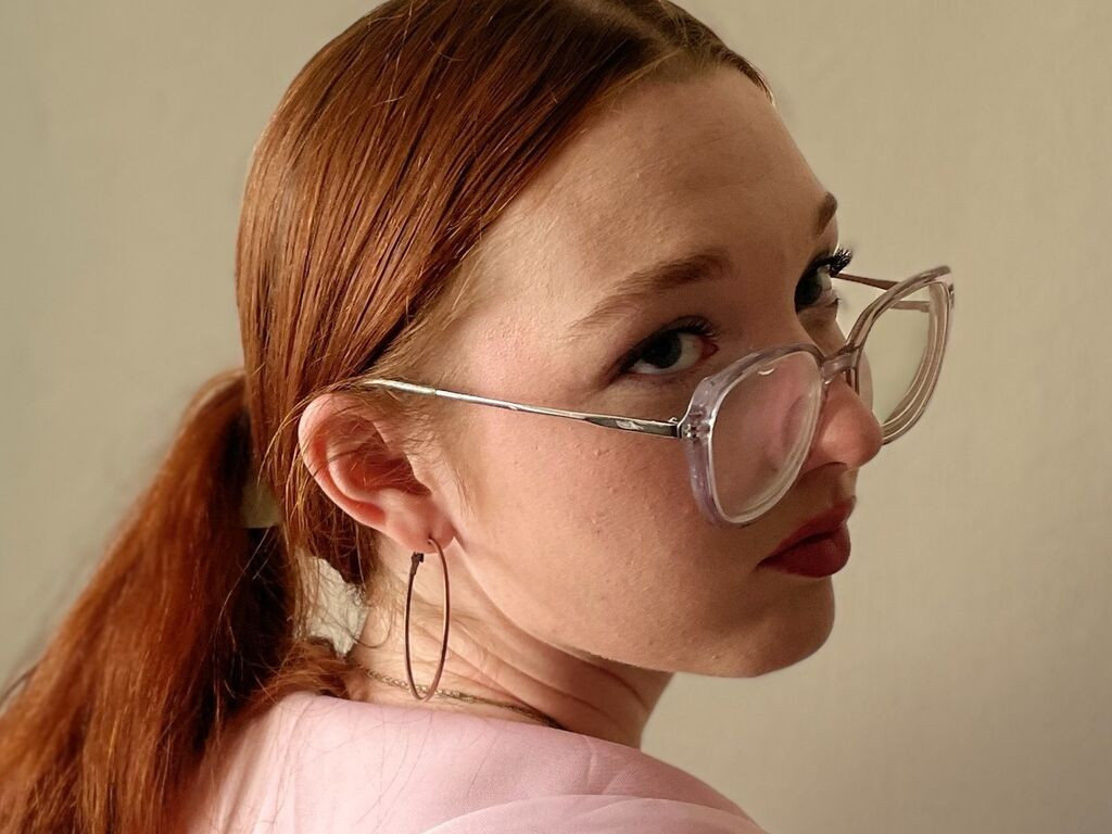 EmilyBrewster LiveJasmin