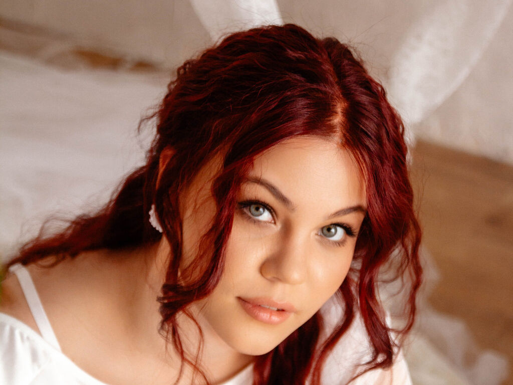 EmilyLore LiveJasmin