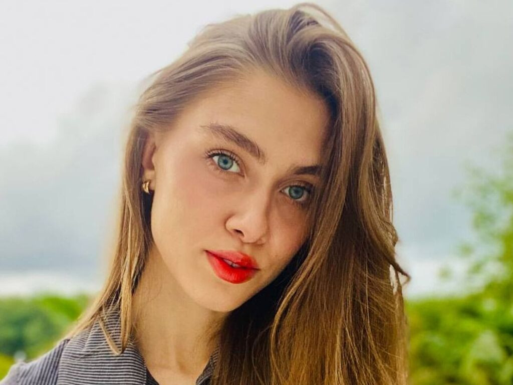 EmilyMontgomery Desnudo