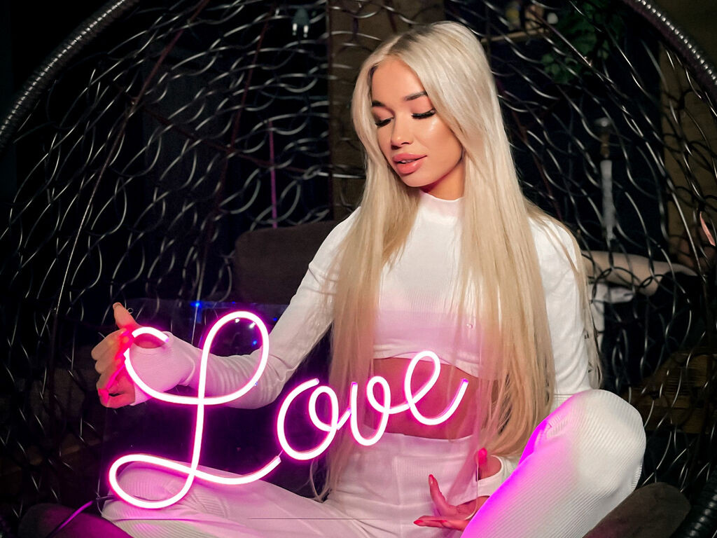 EmilyNance LiveJasmin