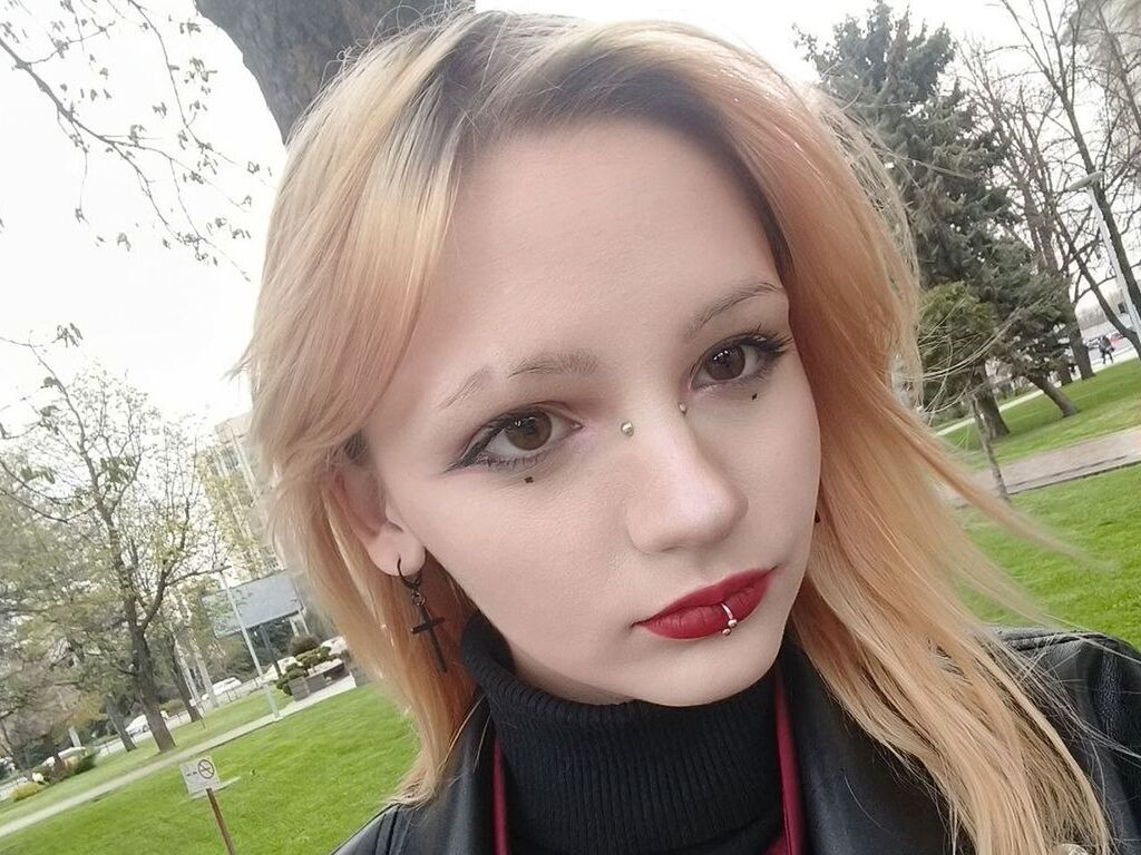 EmilyRoads LiveJasmin