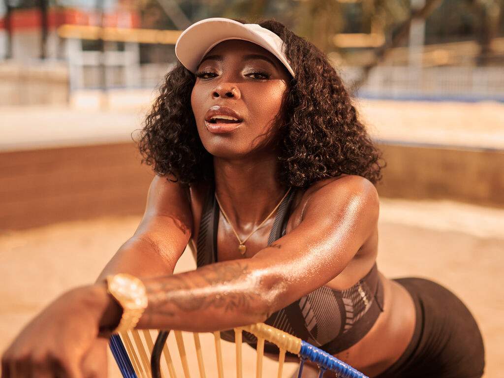 EmilyValenci Desnudo