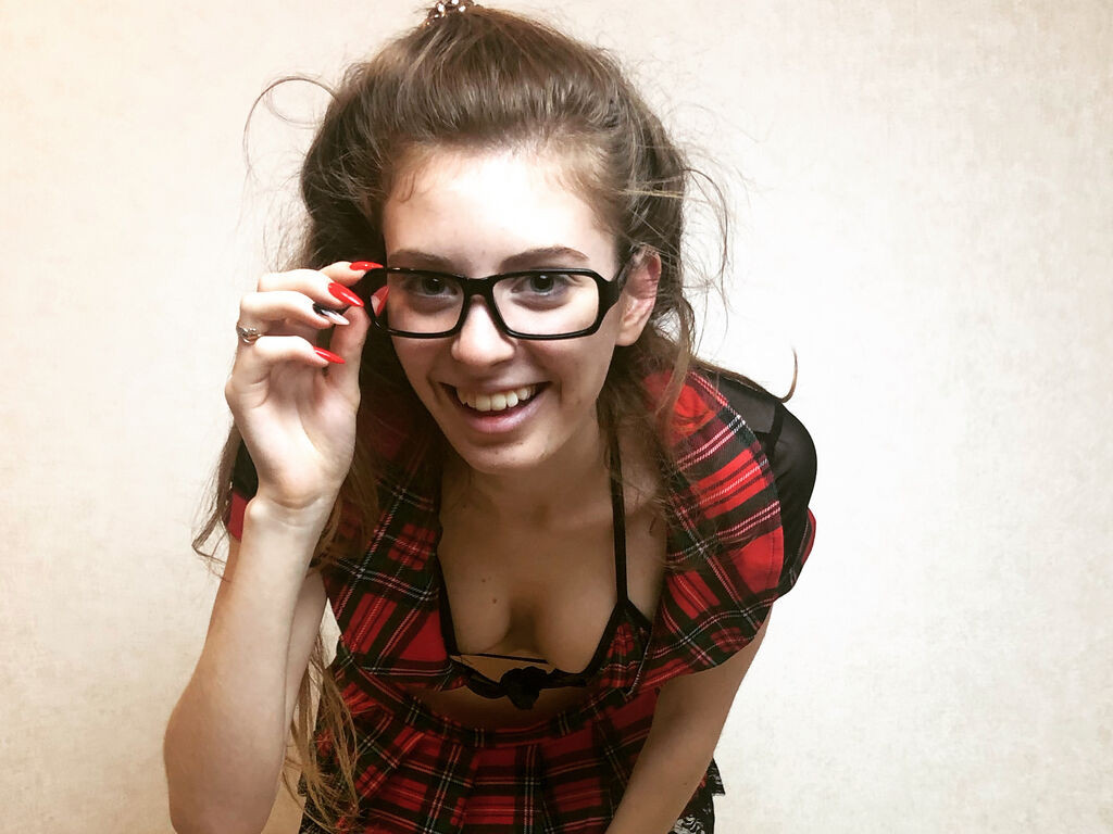 EmmaFoxi LiveJasmin
