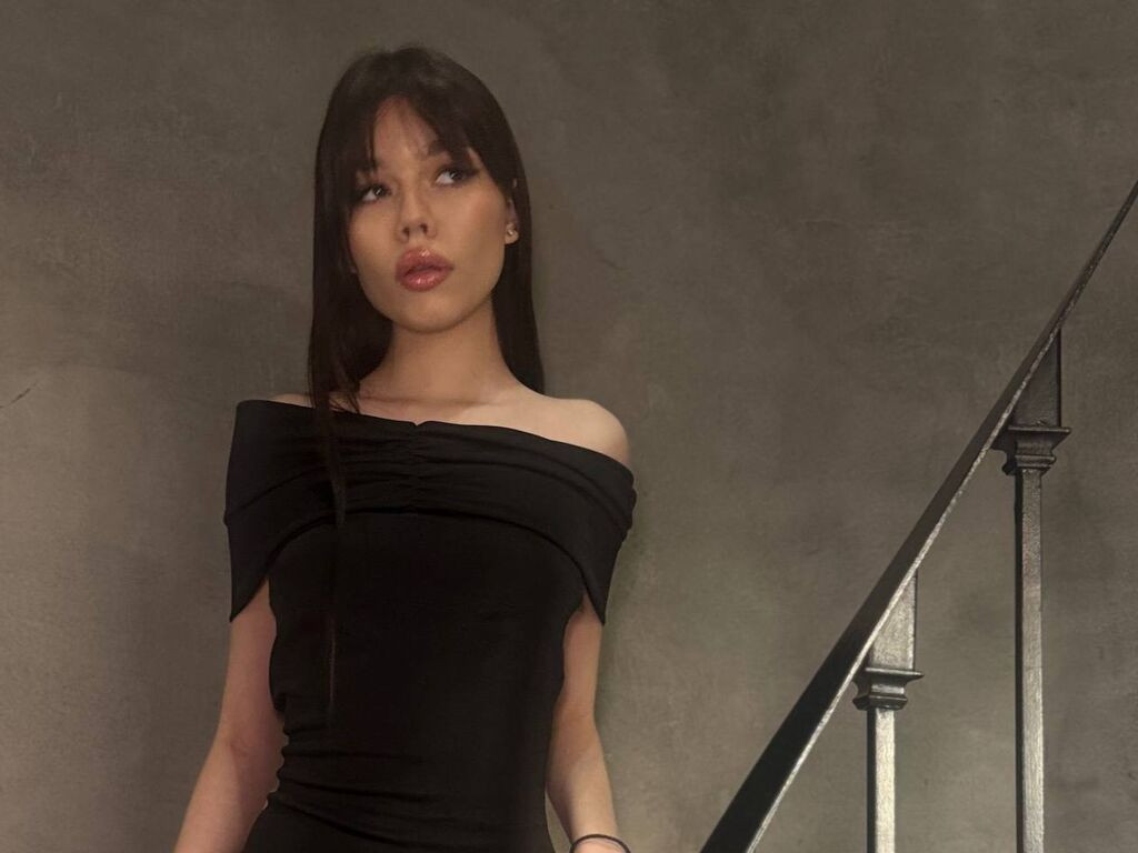 EmmaJohnsonn Desnudo