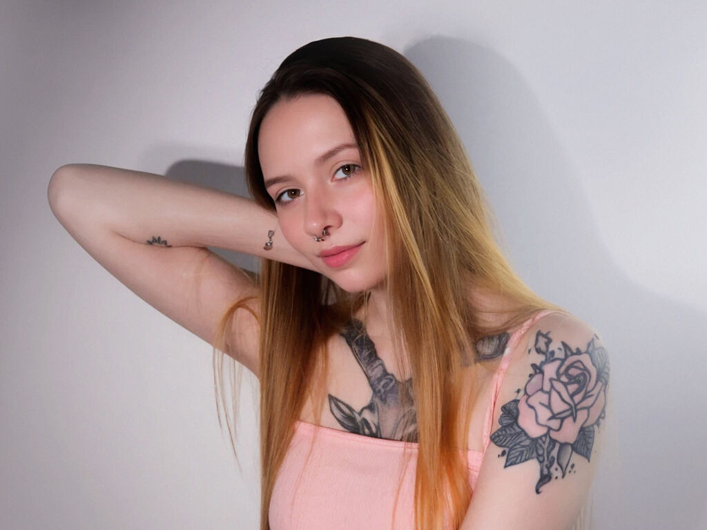 EmmaKelsey LiveJasmin